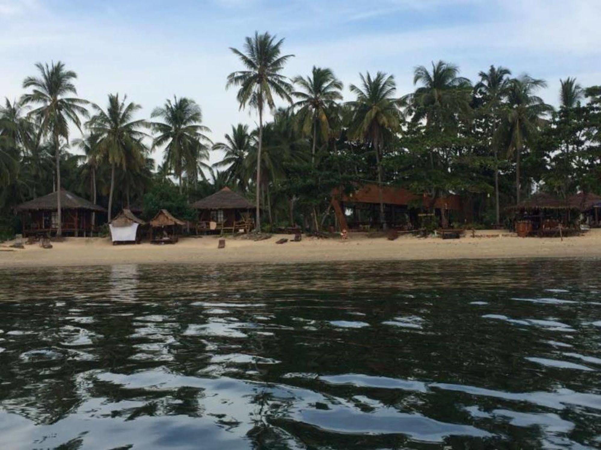 Golden Pearl Beach Resort Koh Jum Exterior foto